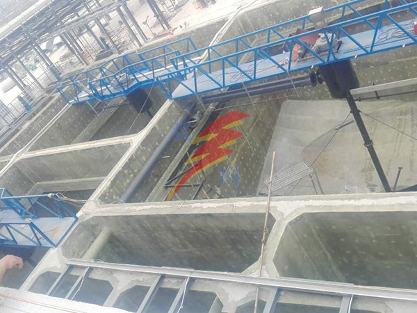 福建華佳彩4萬(wàn)平米防腐