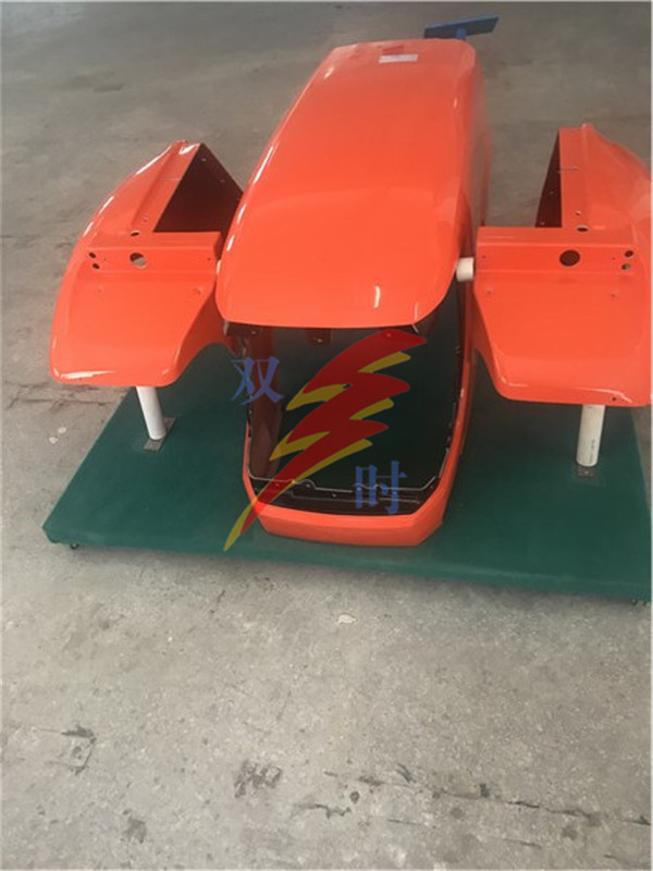 農(nóng)用機車頭罩